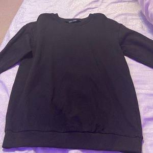 black crewneck size medium
